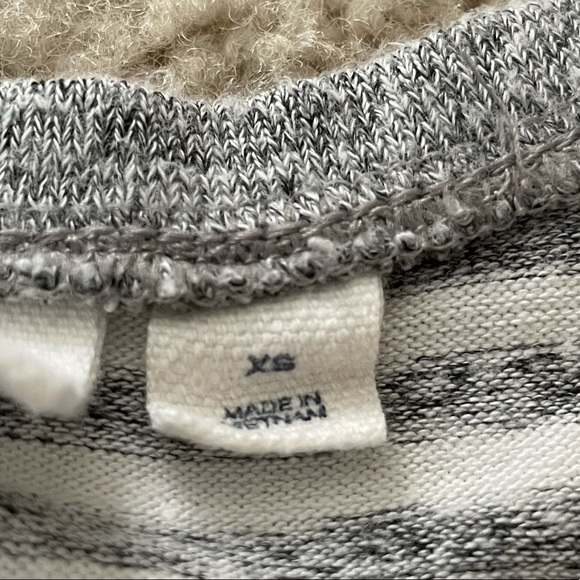 GAP grey jumpsuit with pockets - Picture 2 of 4